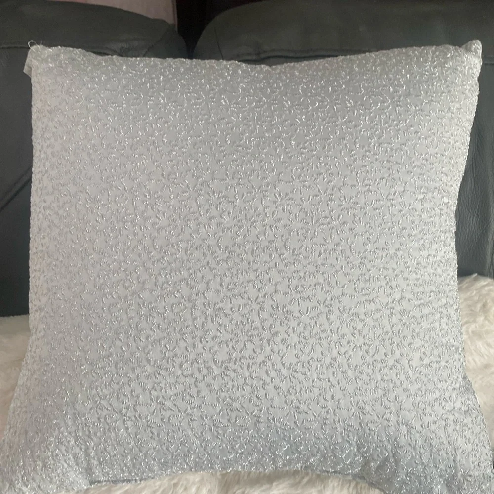 Decorative pillow with silver thread 12/12in